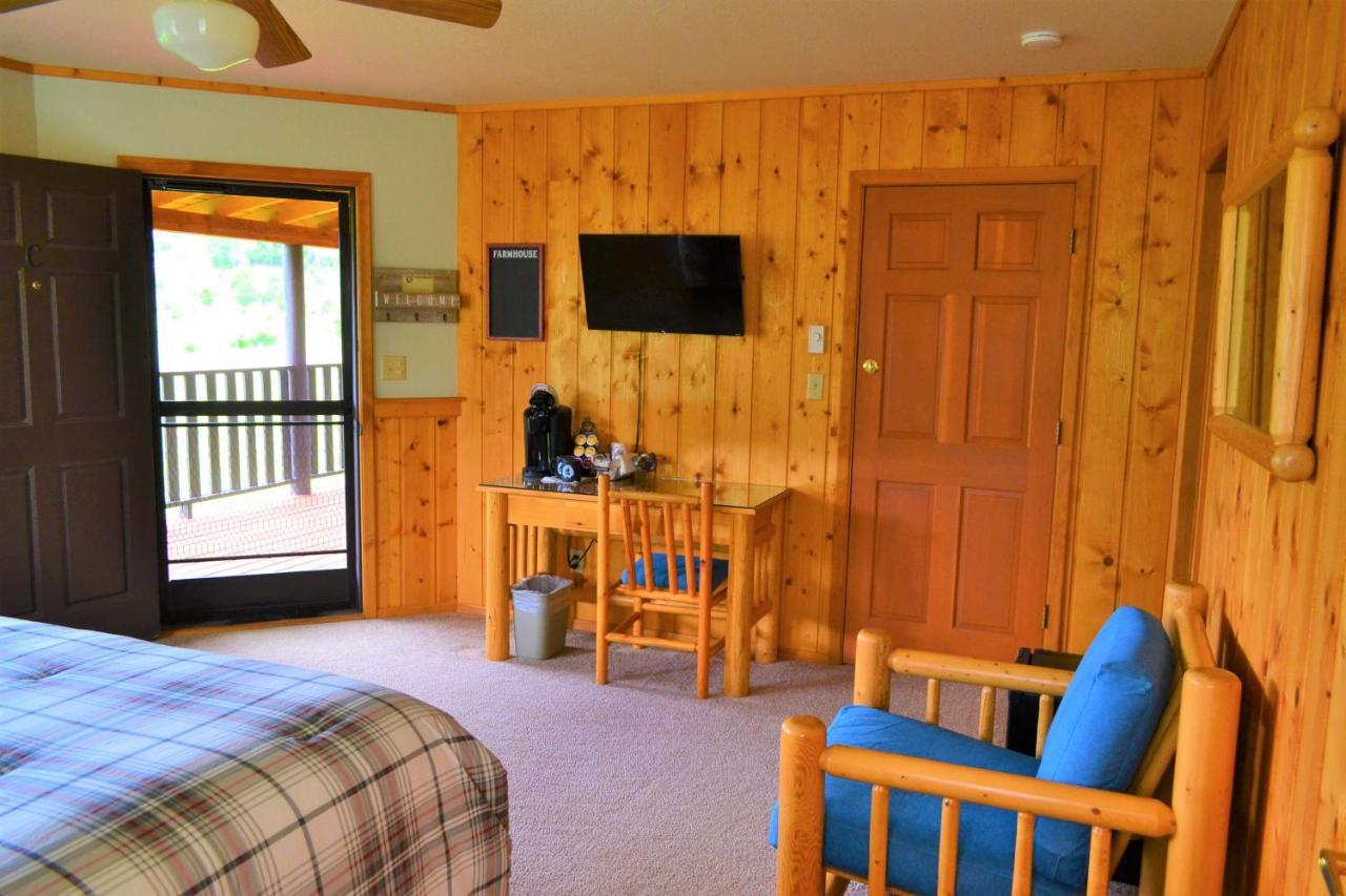 Twin Peaks Guest Ranch Villa Salmon Exteriör bild